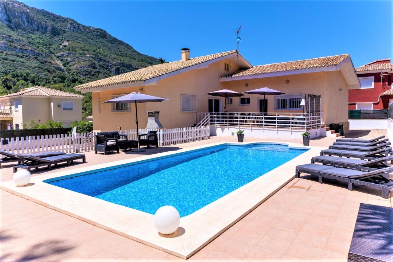 Villa Montesol La Drova Buitenkant foto