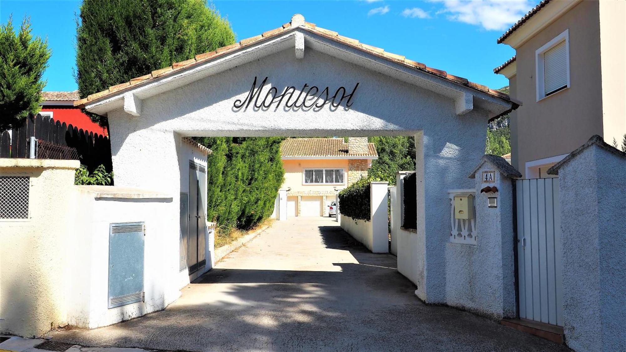 Villa Montesol La Drova Buitenkant foto